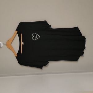 OLD NAVY~ T-SHIRT, L, Black & Heart Graphic